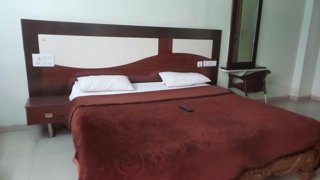 Sai Krishna Residency Hotel Kolhapur Exterior foto
